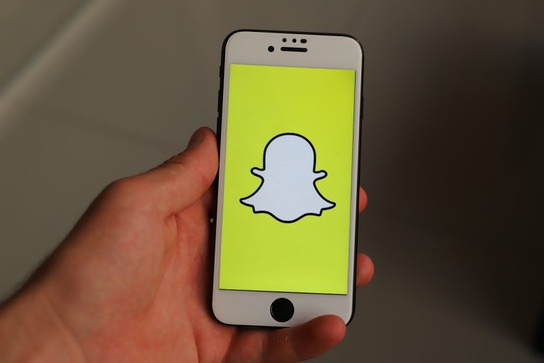 Read more about the article Creating a Public Profile on Snapchat: A Beginner’s Guide