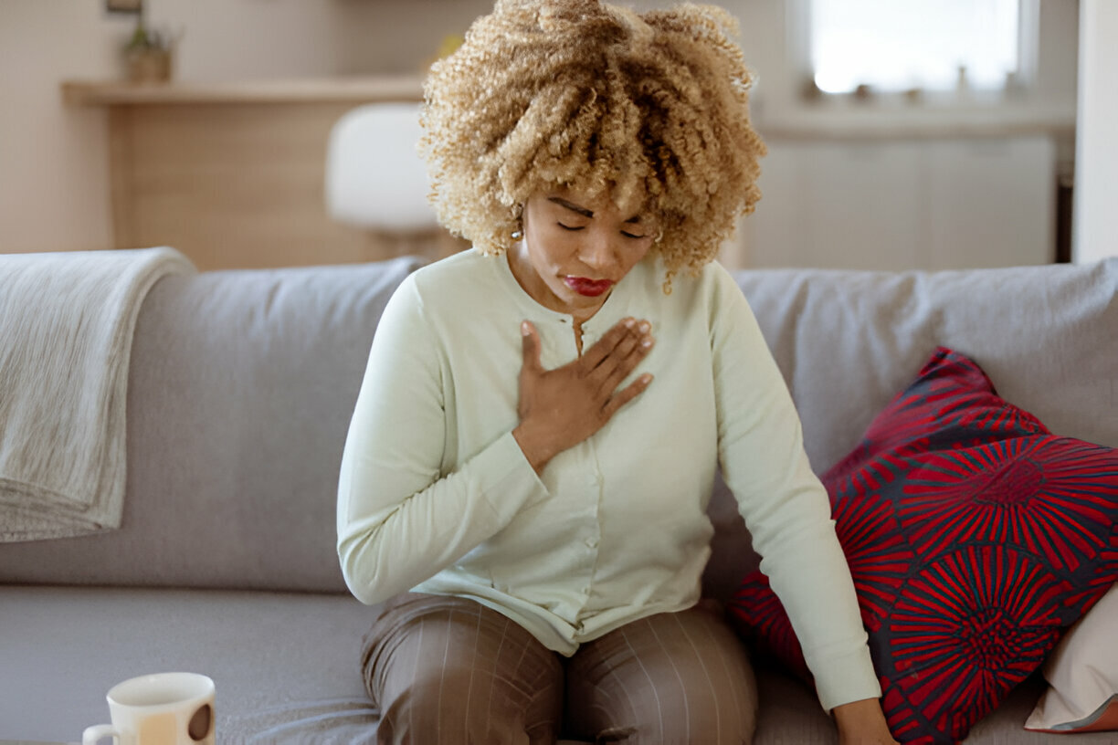 You are currently viewing Can I Treat Chest Pain At Home?